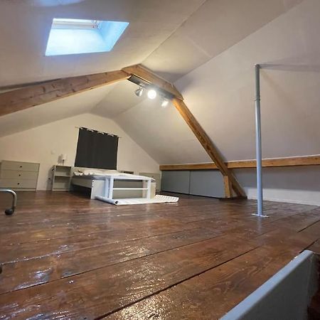 Charmante Maison Mitoyenne Villa Broc Bagian luar foto