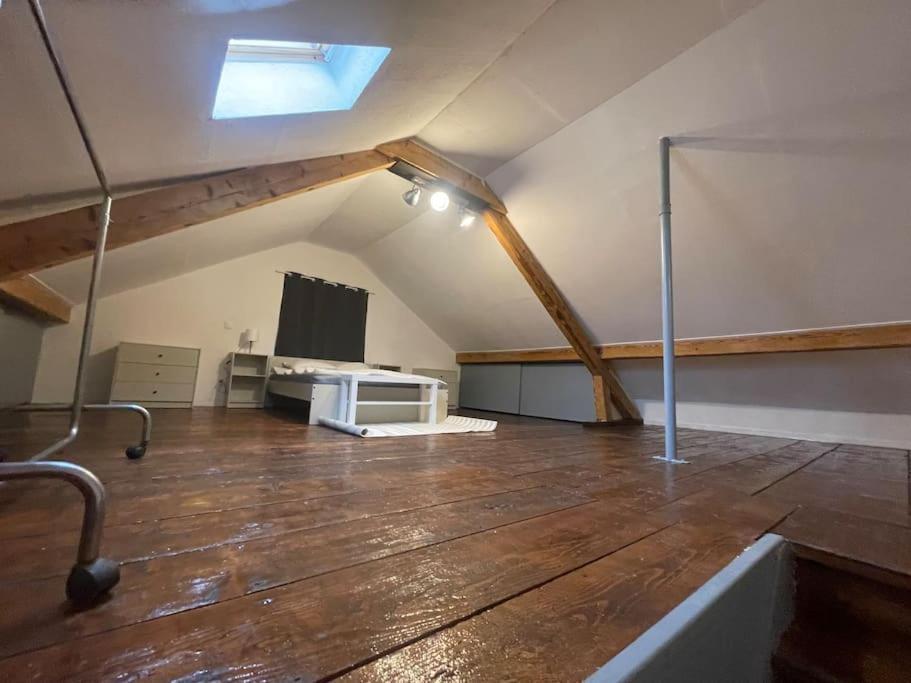 Charmante Maison Mitoyenne Villa Broc Bagian luar foto