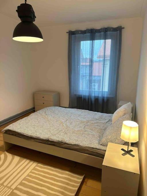 Charmante Maison Mitoyenne Villa Broc Bagian luar foto